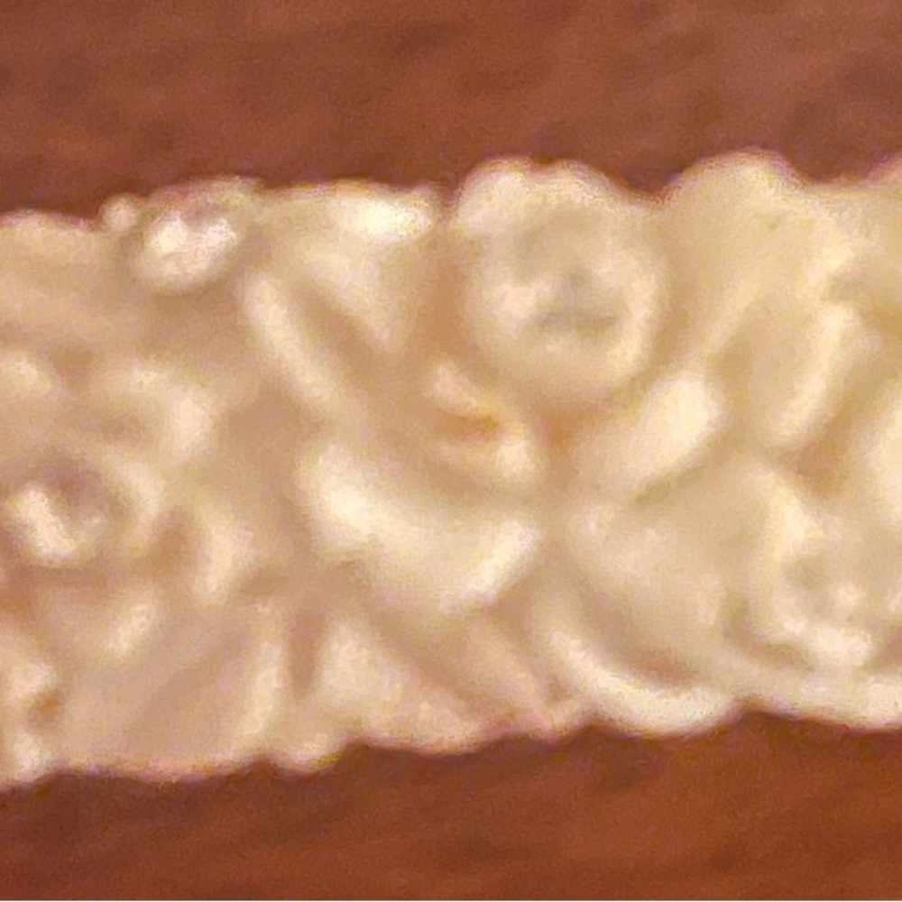 Floral ivory with rhinestones bangle bracelet.